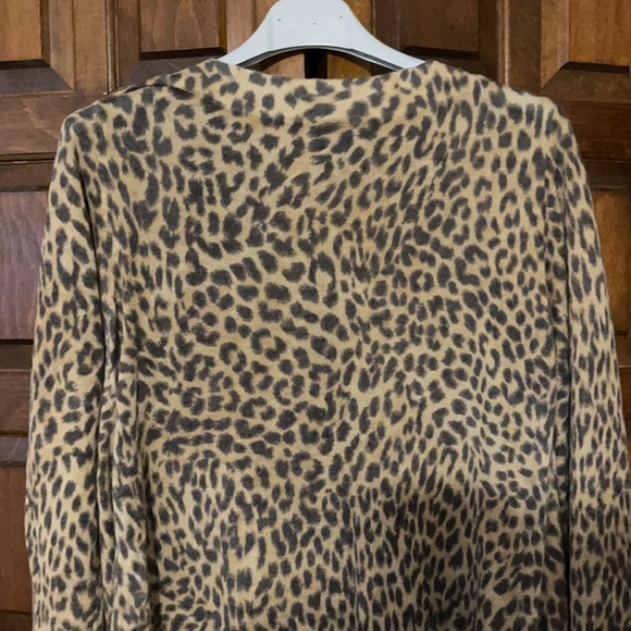Vici lightweight Leopard Print Cardigan Small - Picture 7 of 9